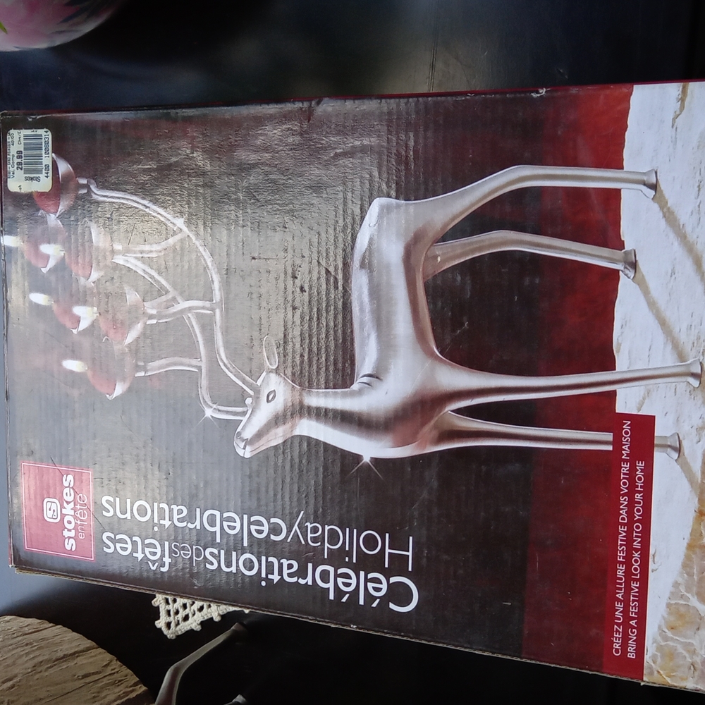 SOLD Christmas Reindeer candle holder - Picture 4 of 4